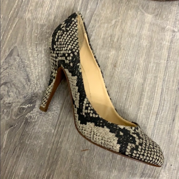 J Crew Snake pattern heels - Picture 2 of 3